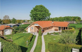 4 Bedroom Nice Home In Hejls, Hejls